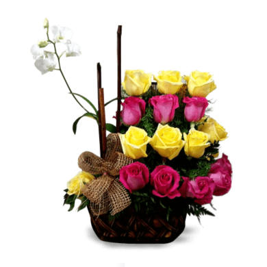 Canasta Con Orquídea Blanca, Rosas Rosadas Y Rosas Amarillas